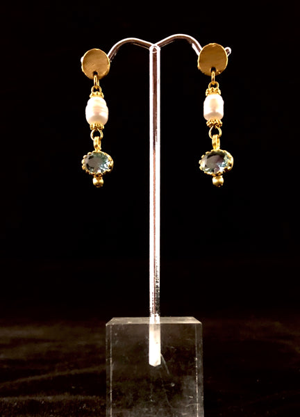 PEARL & CRYSTAL EARRING