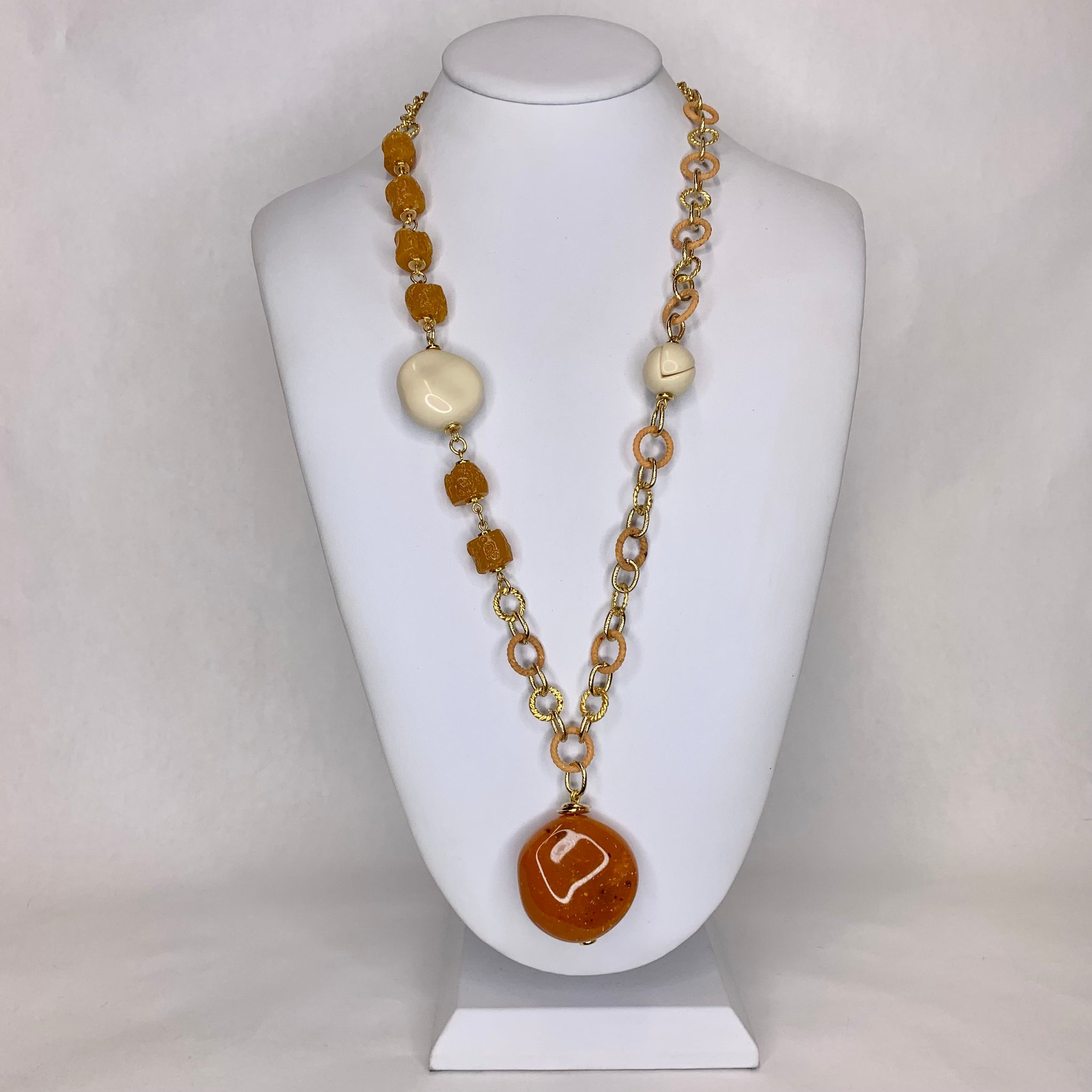 AUTUMN BALL NECKLACE