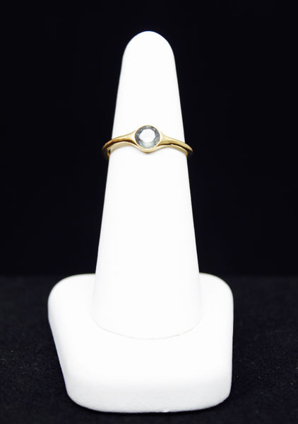 SIMPLE BAND WITH CRYSTAL RING